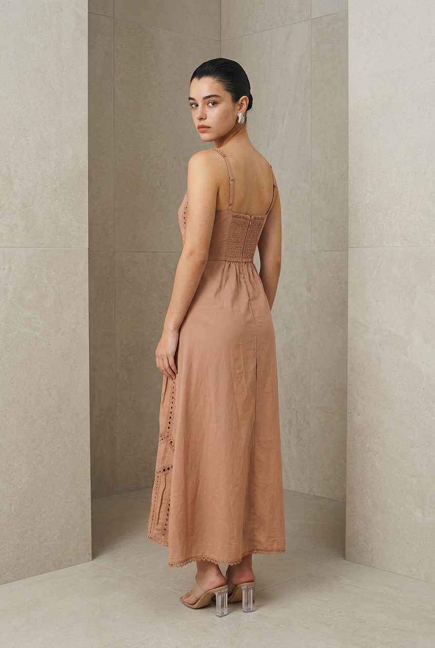 VESTIDO MIDI COPA CUT OUT