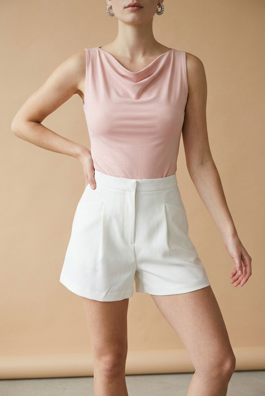 SHORT NEGRO Y BLANCO