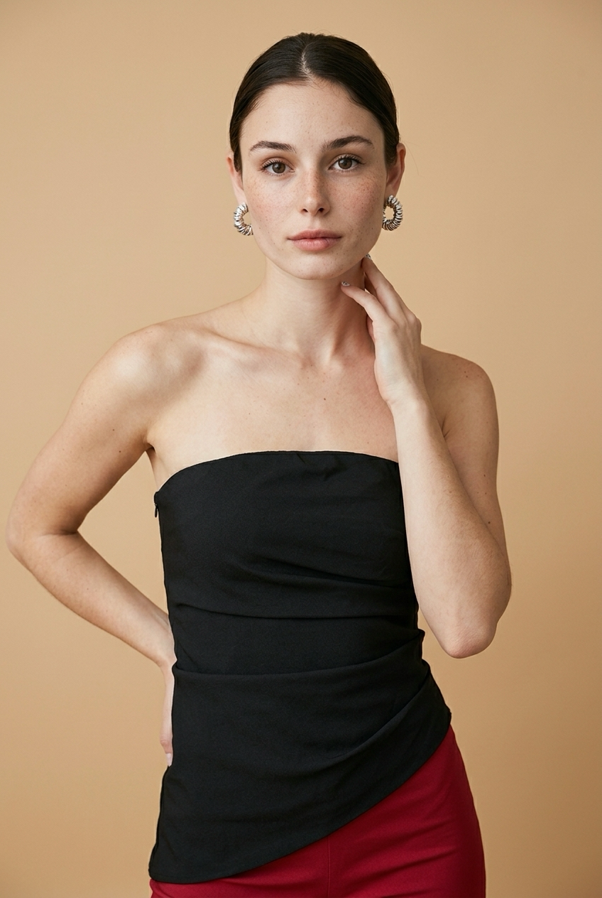 BLUSA STRAPLESS NEGRA