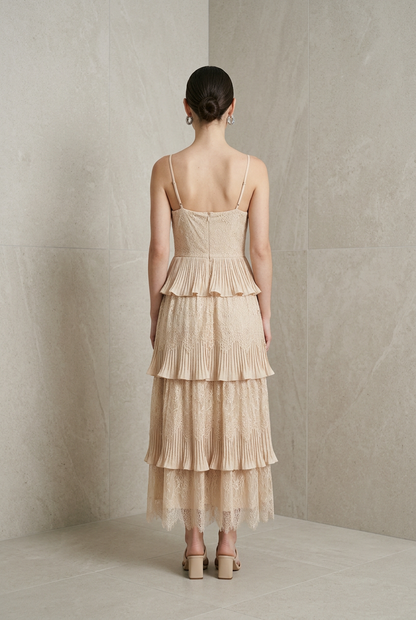 VESTIDO MIDI CAPAS