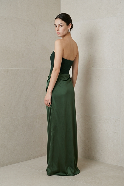 VESTIDO STRAPLESS VERDE OLIVO