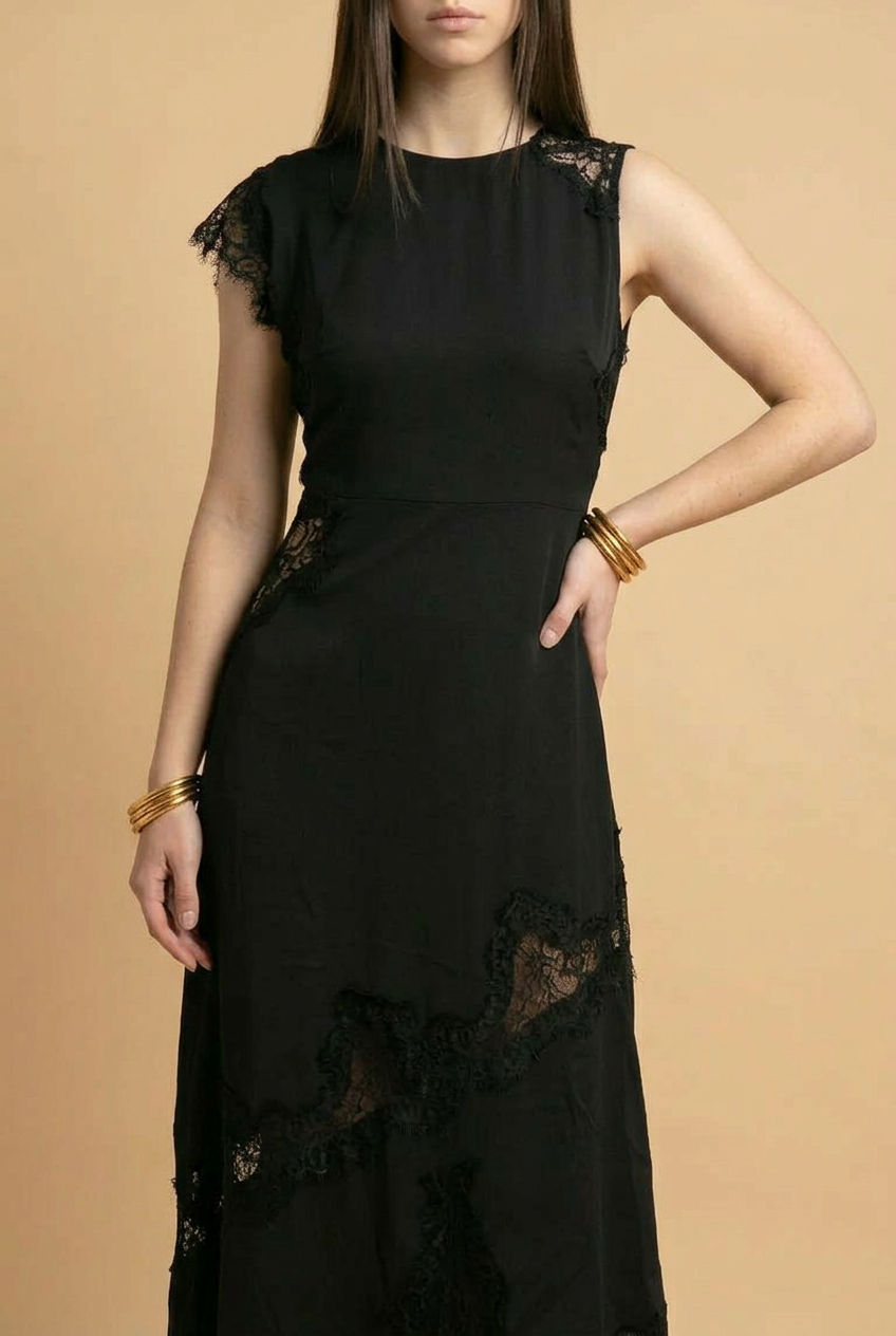 VESTIDO MIDI NEGRO SATINADO CON ENCAJE